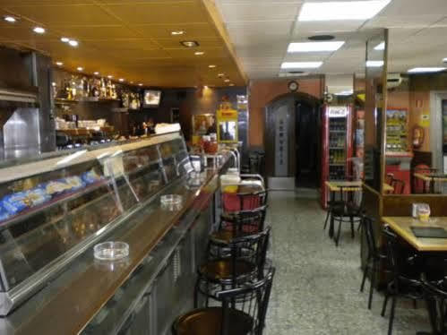 Hostal Los Manos Blanes Extérieur photo